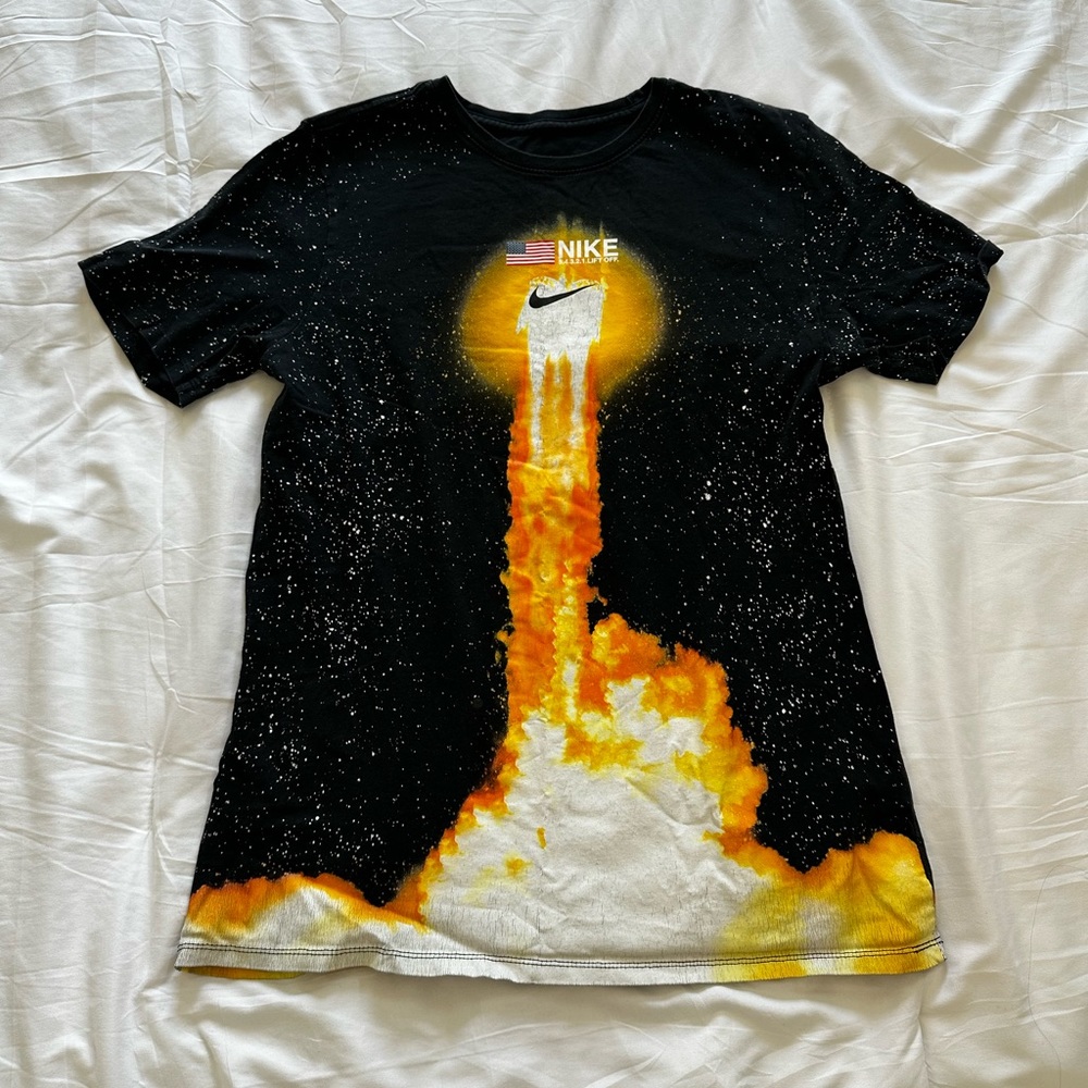 Nike graphic tee